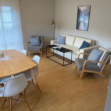 Modern Eingerichtete Wohnung Mit 2 Schlafzimmern Bergen  Exterior photo